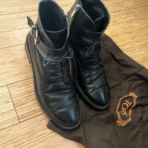 Tods Combat Boots